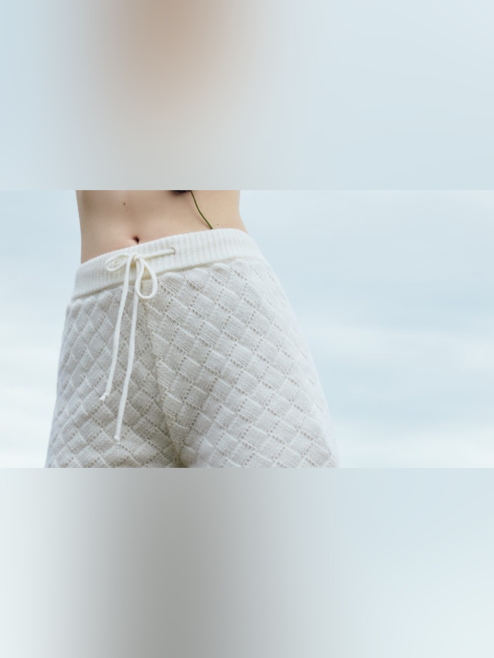 CLOUDED SQUARES WOOL SHORTS